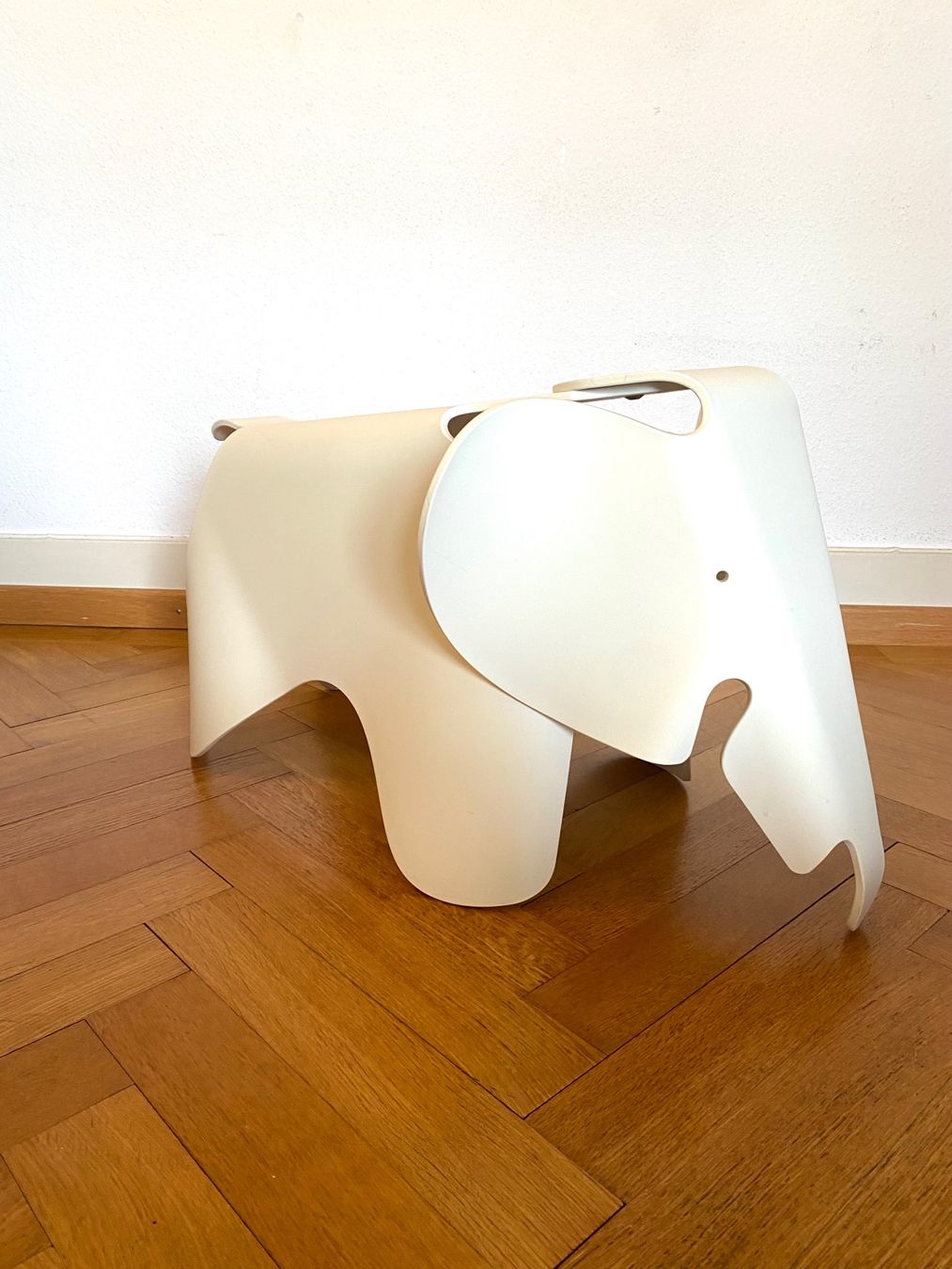 Vitra Hocker: Design Vitra Eames Elephant Gross – Gebraucht aus Olten von sportwelt 1