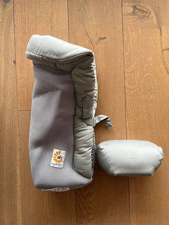 Bauch- & Rückentragen: Porte-bébé Ergobaby – Gebraucht aus Nyon von Sswwssww 1