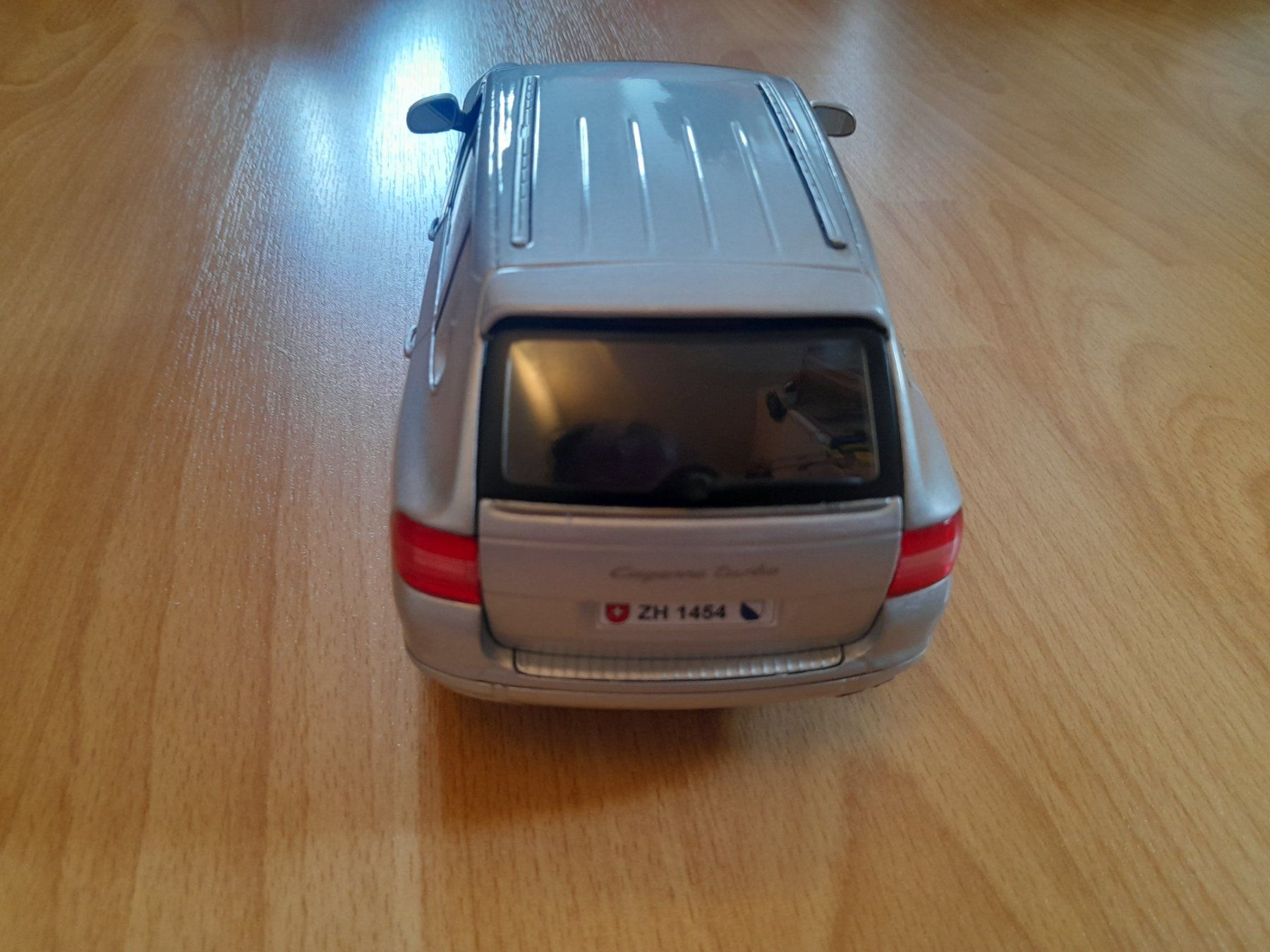 Maisto Modellautos: Porsche Cayenne Modellauto Maisto 1:18 – Gebraucht aus Lustmühle von chevi03 3