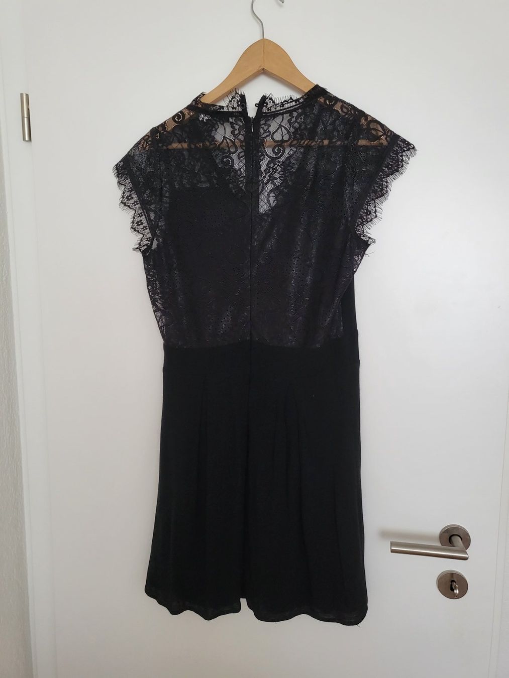 Kleider: Robe – Gebraucht aus bern von gsh_2w9d 1