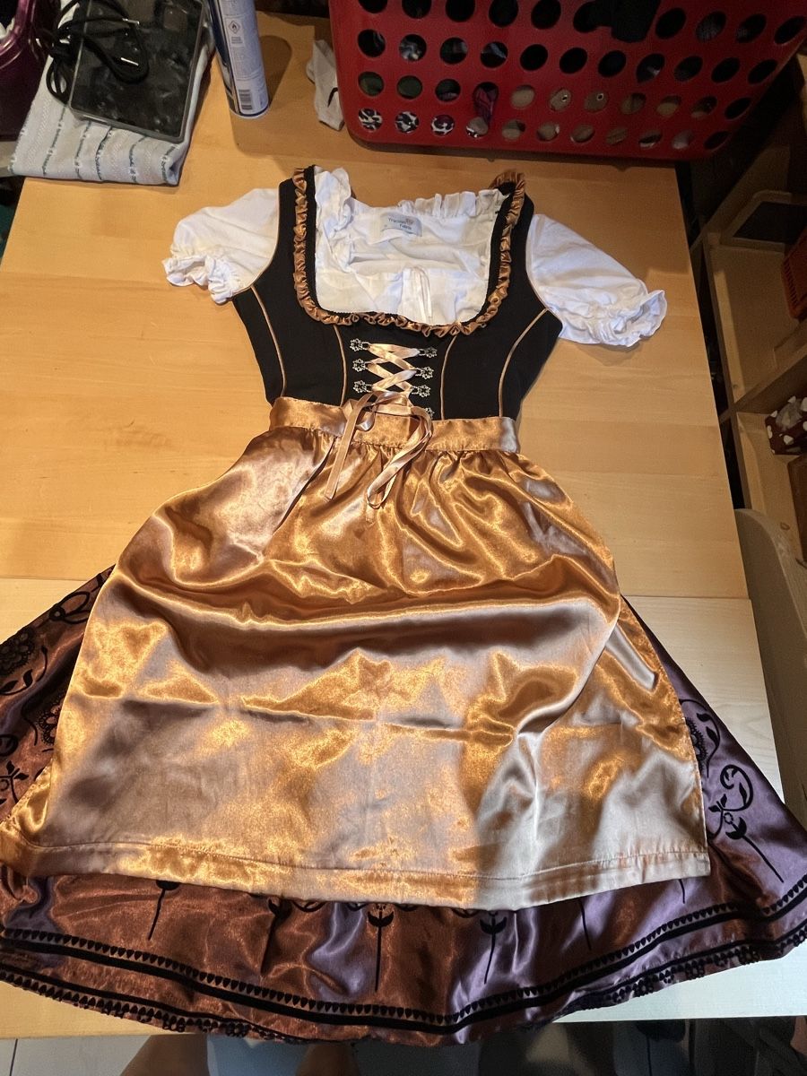 Vestiti: Dirndl – Usato da Günsberg venduto da marcnina