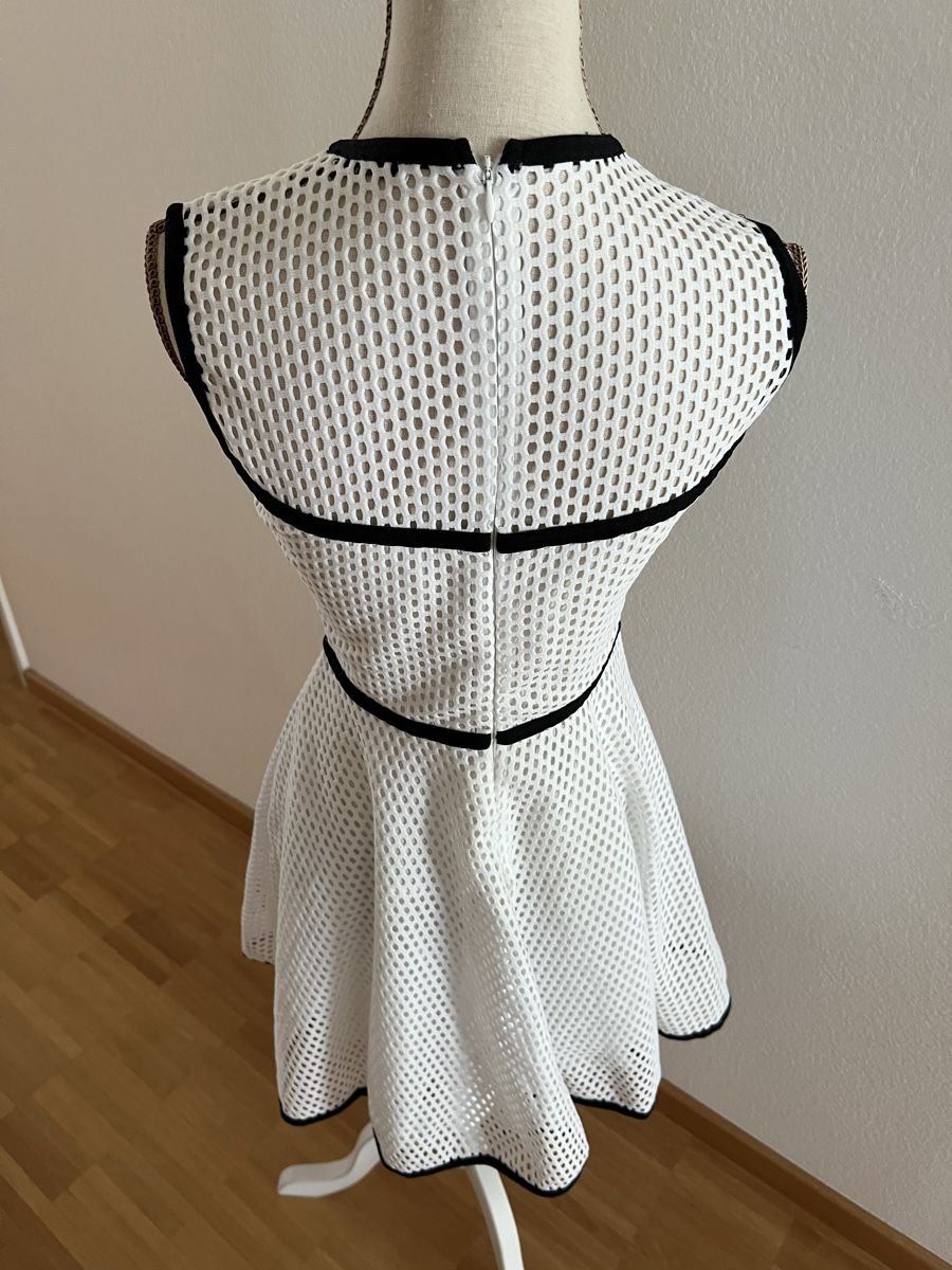 Sandro Vestiti: Sandro Kleid – Usato da Arlesheim venduto da Charlotte.grm 1