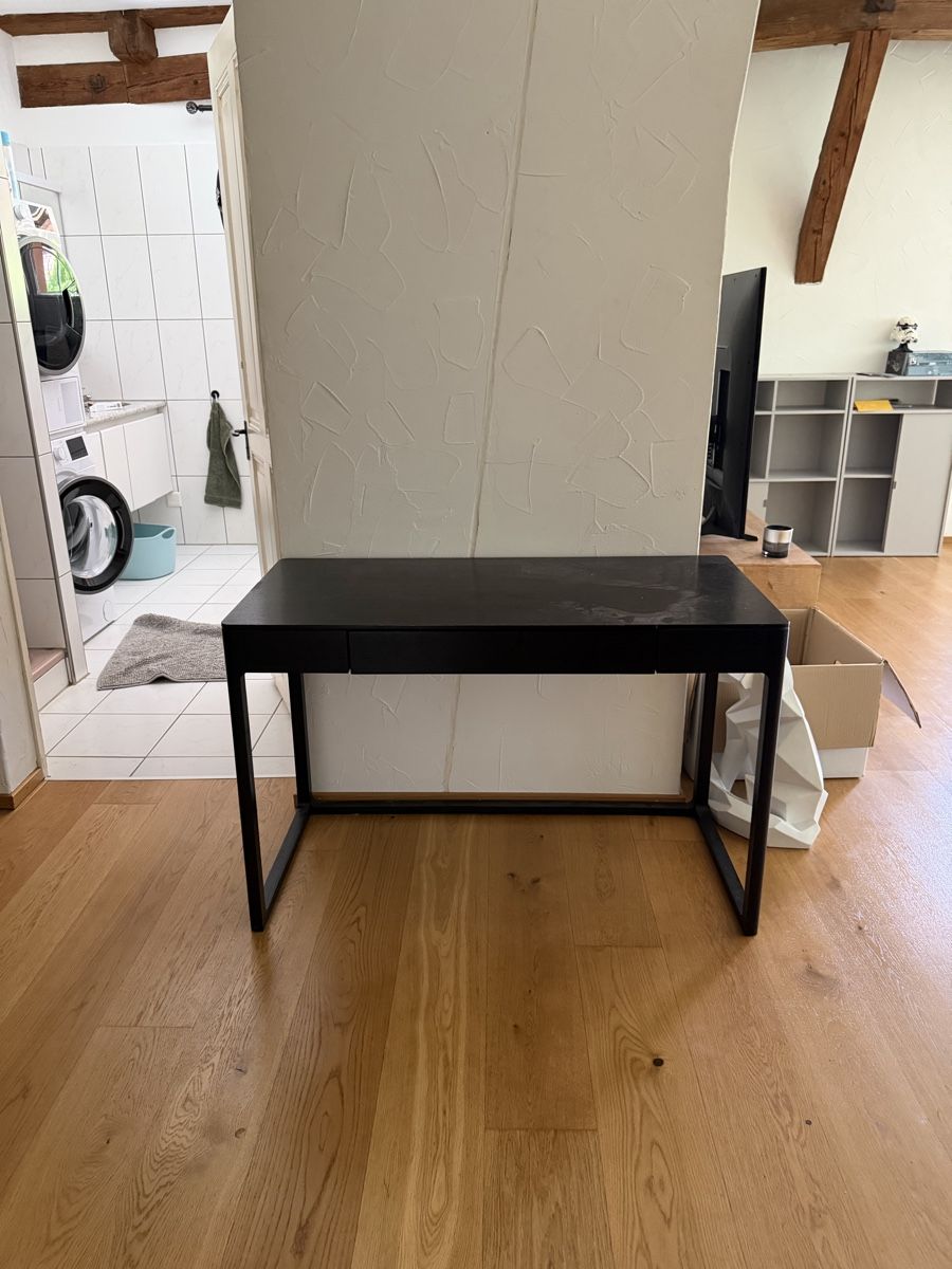 Scrivanie: Designer Bürotisch – Usato da Rifferswil venduto da tin_xqr5 4
