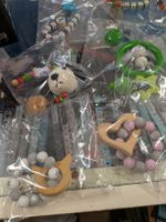 Schnullerketten und Greiflinge Holz Neu diverse Motive