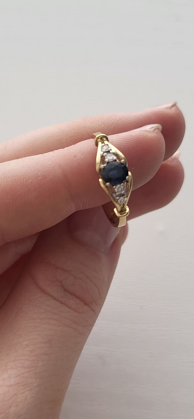 Bagues: Toller Saphirring mit 4 Diamanten  – Neuf (Voir description) à Unterägeri par Altgoldschmuck 3