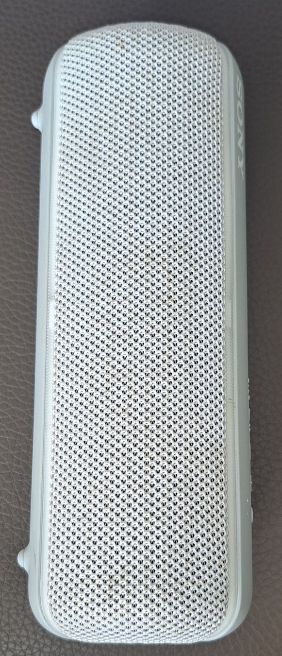 Sony Casse acustiche: SONY BLUETOOTH Boxe mit USB Kabel – Usato da Biel/Bienne venduto da Sasha4u 4
