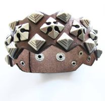 Lederarmband mit Nieten,  220mm, braun