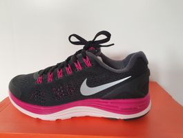 WMNS NIKE LUNARGLIDE +4 Gr. 36,5