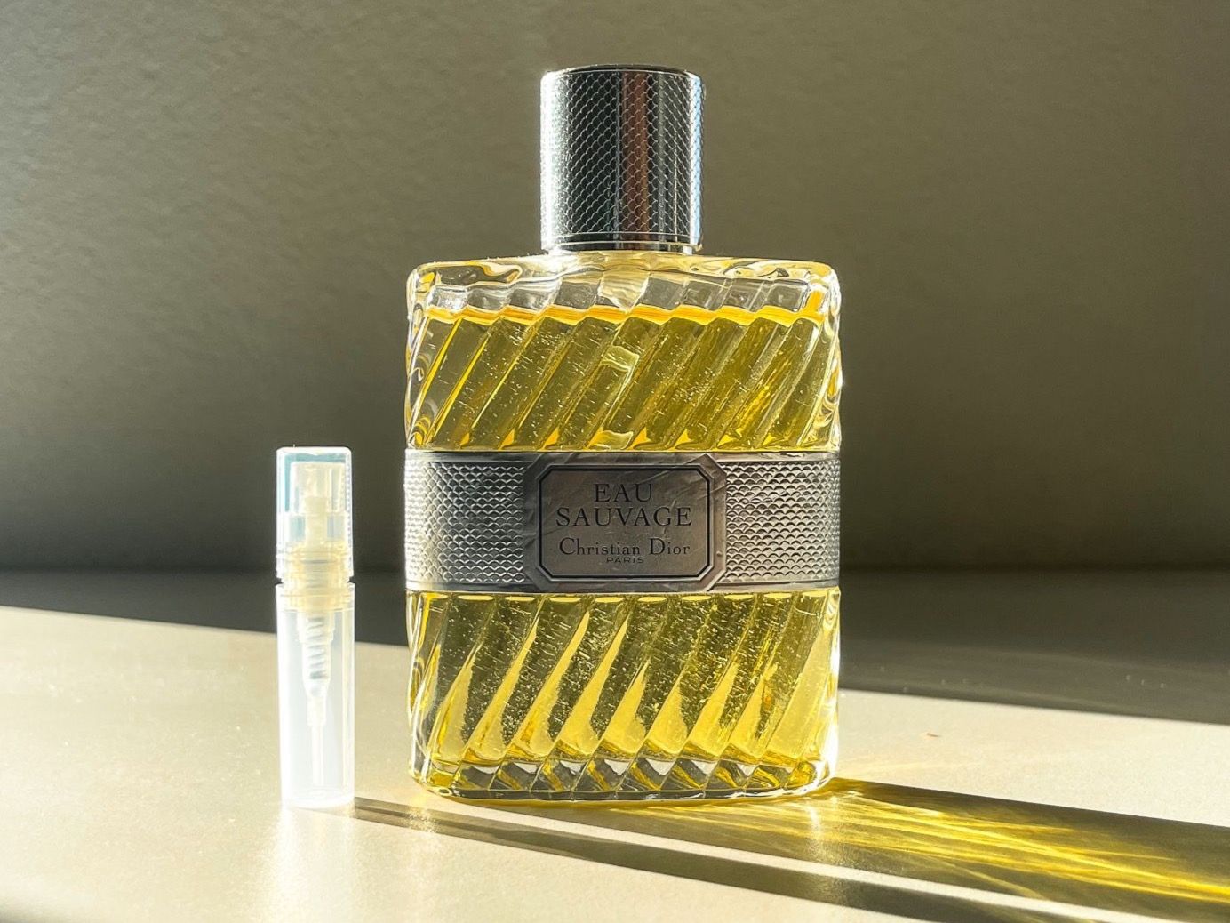 Dior Profumi & Eau de Toilette: Dior - Eau Sauvage Eau de Toilette - 2ml – Usato da Zug venduto da grivis