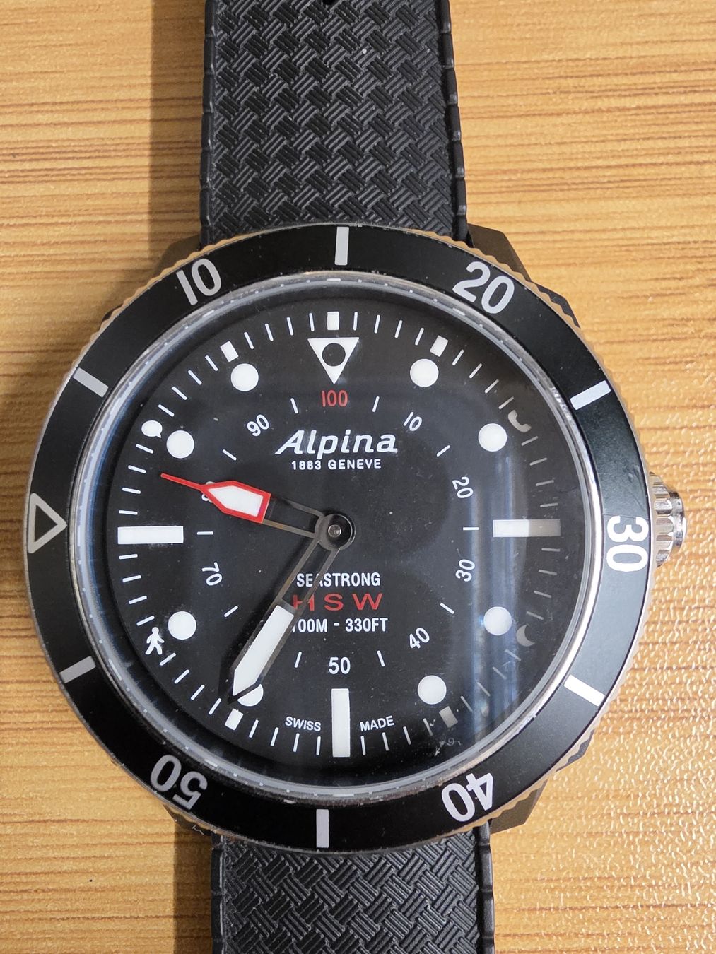 Smartwatch: Montre Alpina Seastrong – Défectueux à Val-d'Illiez par AntiqueG 1