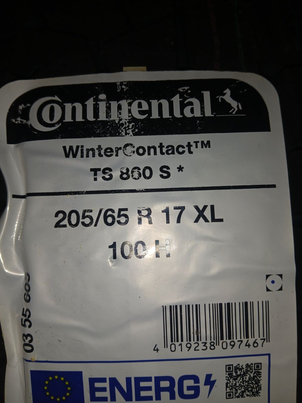 Continental Pneus & Roues: Winterpneu Continetal – D'occasion à Epauvillers par Cello1966
