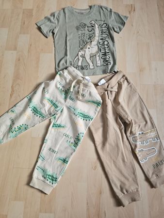 Kinder T-Shirt und Hosen Set