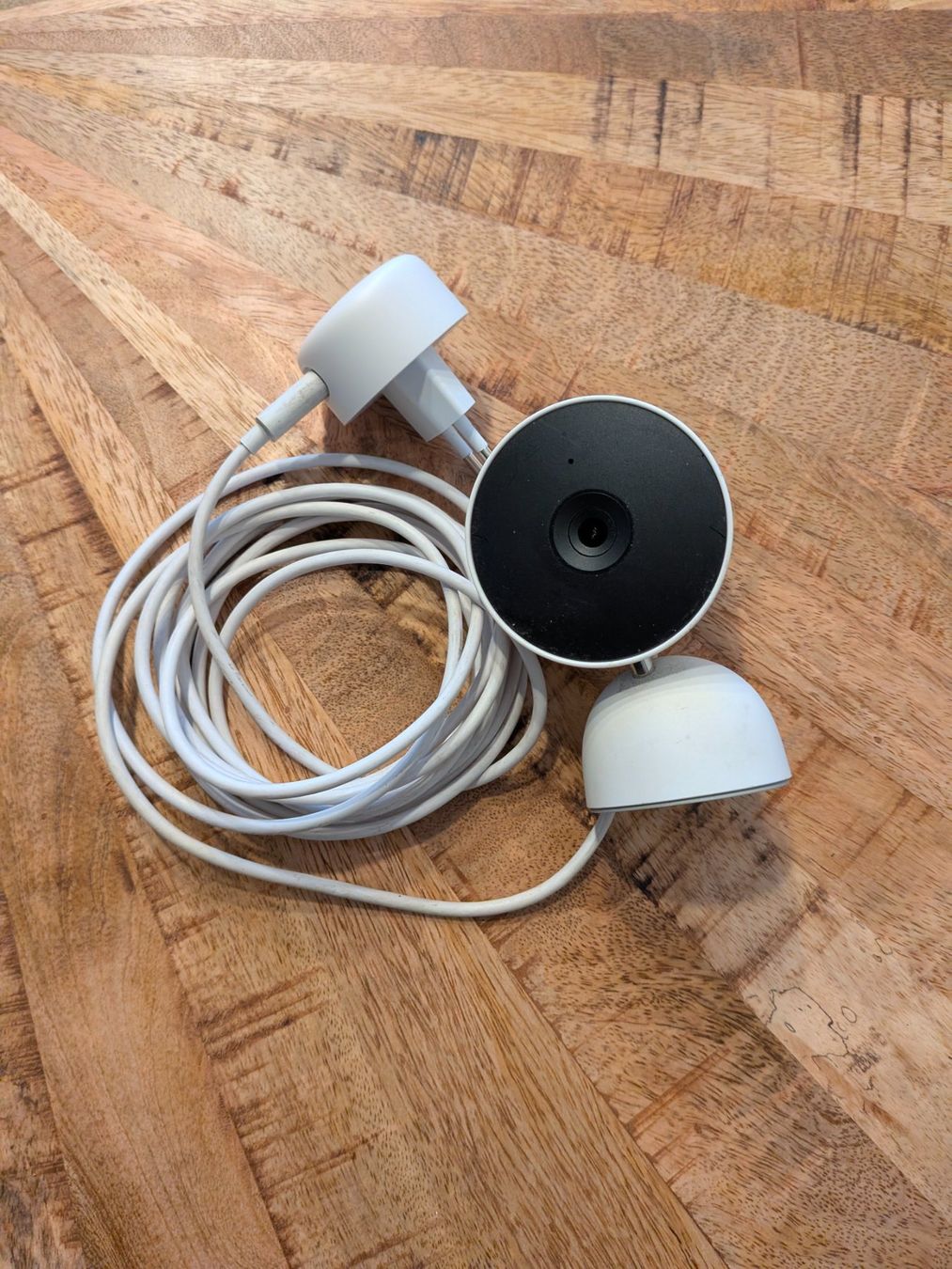 Google Alarmanlagen: Google Nest Cam – Gebraucht aus Schwarzenburg von L4SER_RAPTOR