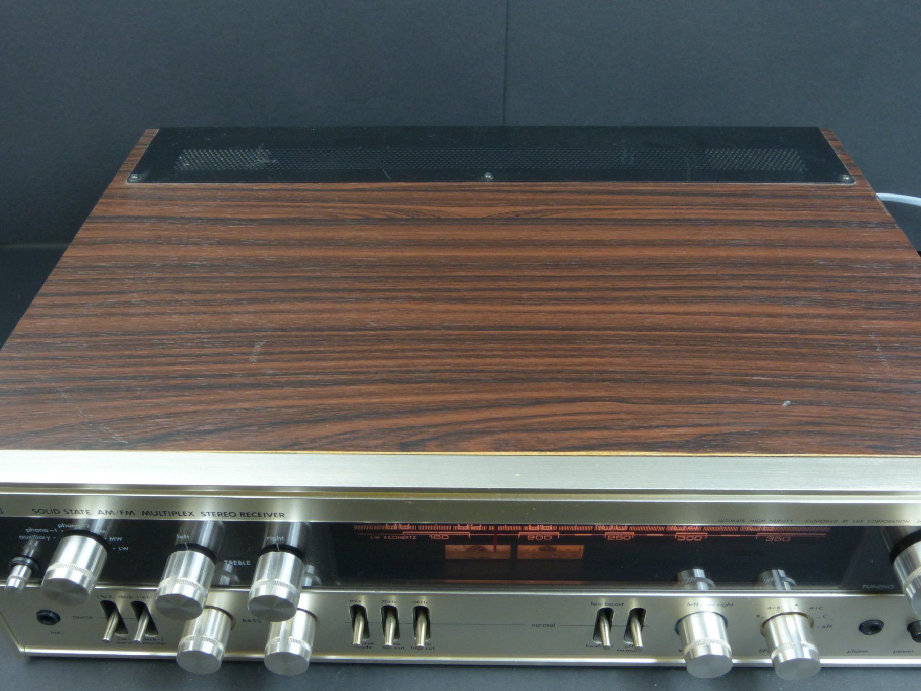 Luxman Receiver: Luxman R-820 Solid State Stereo Receiver/Amplifier. Legende! – Gebraucht aus Rheineck von mur.man 4