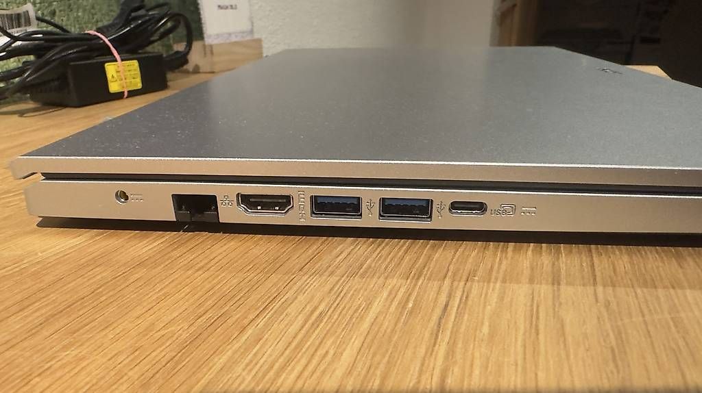 Notebook: Acer laptop mit Garantie – Usato da Schwarzenbach SG venduto da lyondn 3