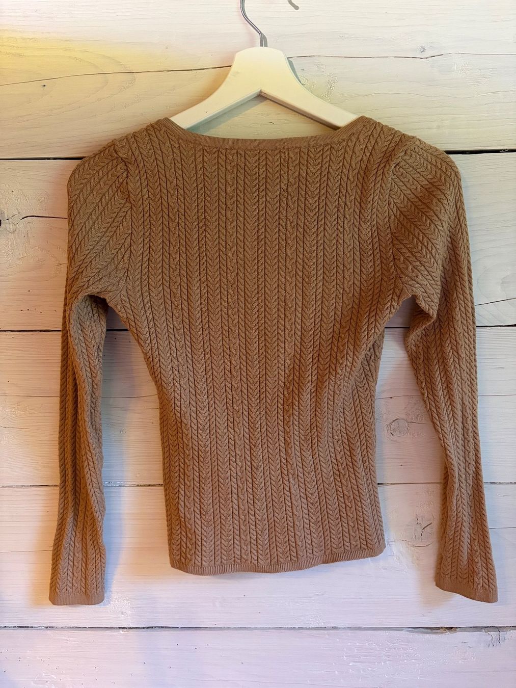 Guess Pullover & Sweatshirts: Beiger Zopfstrickpullover von Guess in Gr. S – Gebraucht aus Flumserberg Saxli von anrosicarpediem 1