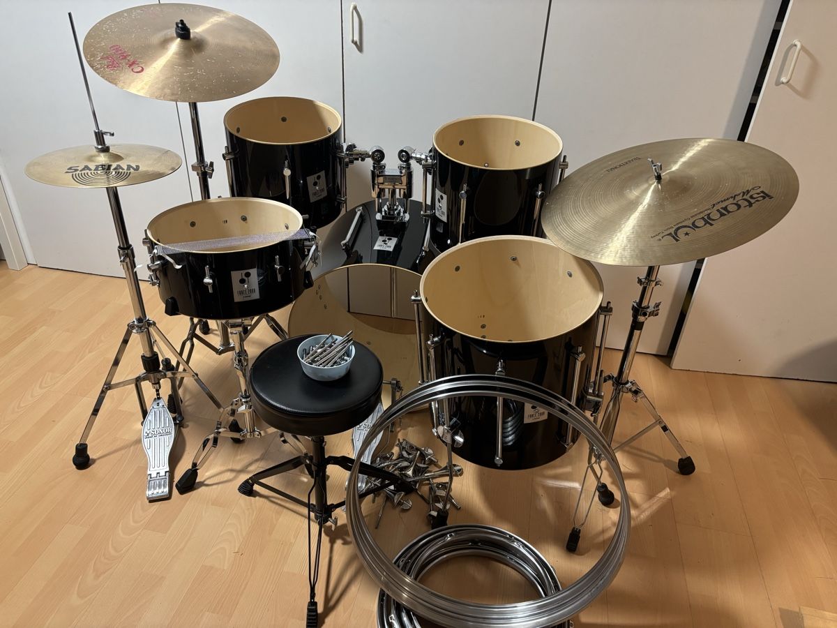 Sonor Strumenti musicali: Sonor Schlagzeug set akkustisch – Usato da Hinwil venduto da Iceeagle