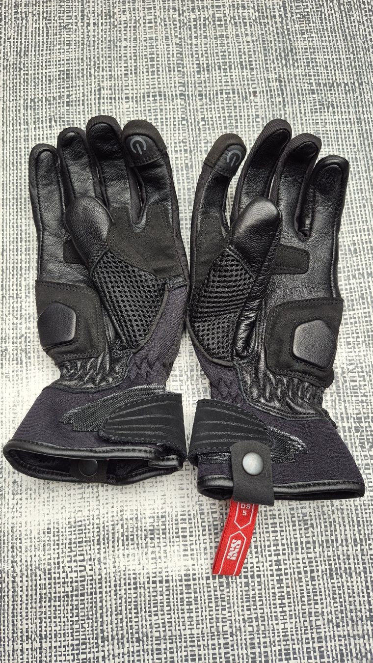IXS Handschuhe & Handstulpen: motorrad handschuhe damen /11 – Gebraucht aus Aarau Rohr von freesoul1