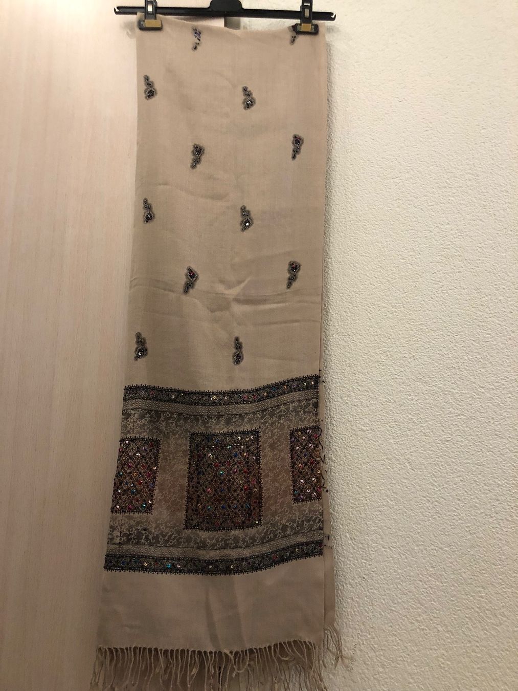Foulard & Sciarpe: MAXI WINTER SCHAL – Usato da Zürich venduto da heb_c9cj