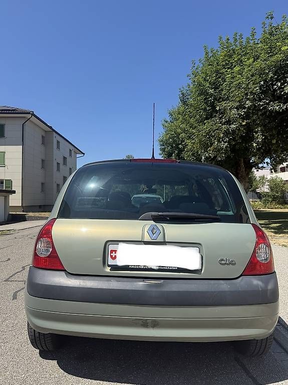 Automobili: RENAULT CLIO 1.4  – Usato da Heimenhausen venduto da naz_t2dj 2