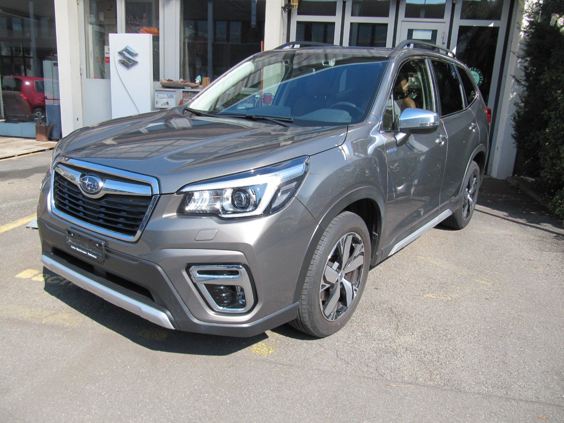 Subaru Automobili: Subaru Forester Luxury – Usato da Rotkreuz venduto da auto-bachmann 3