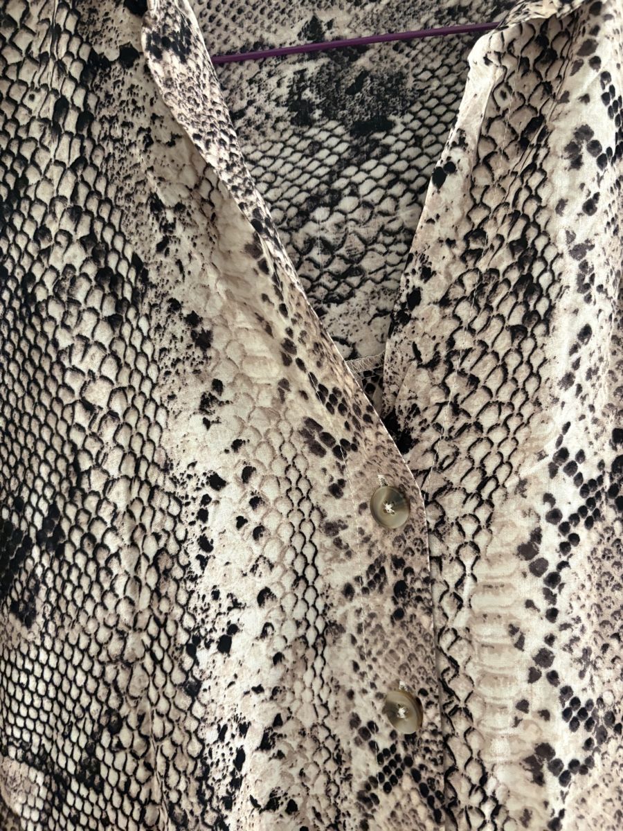 Stradivarius Camicette: Camicetta Stradivarius stampa serpente tg. M – Usato da Basel venduto da sab_mjg8 4