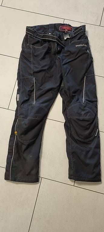Pantaloni: Töff Sommerhose – Usato da Weinfelden venduto da die_c6hg