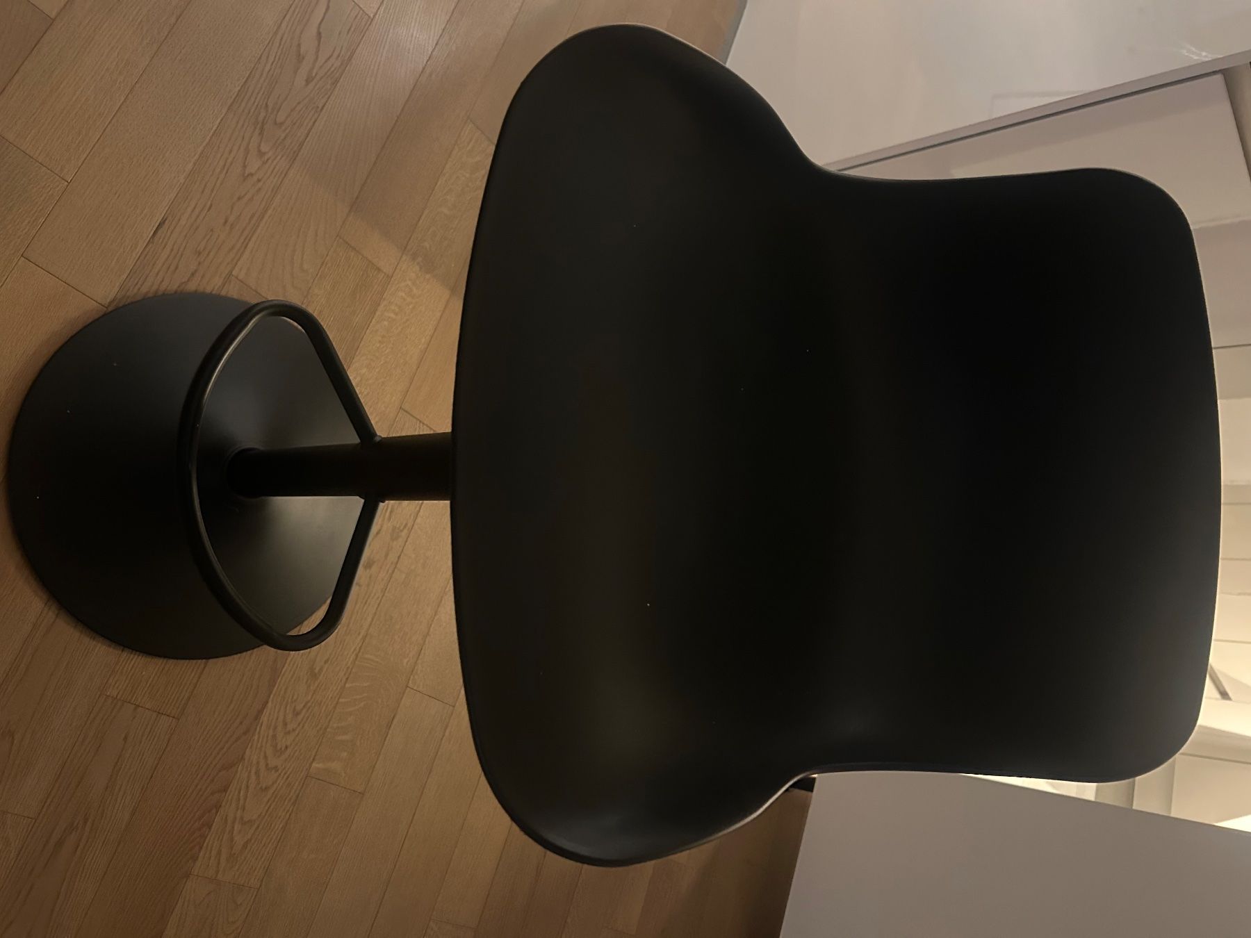 Sedie: 2 chaises bar noires – Usato da Lausanne venduto da har_5gv8 1