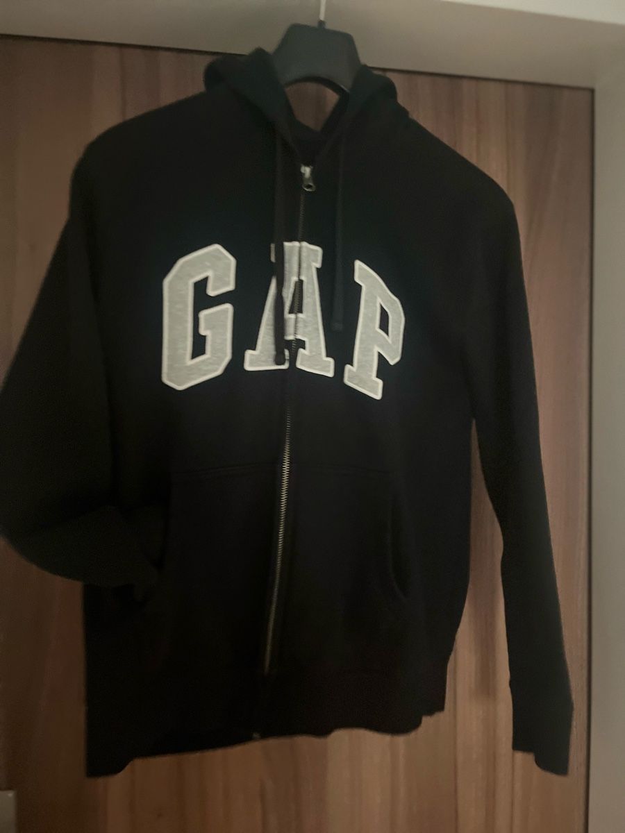 Gap Giacche: Sweat Jacke mit Kapuze Gap – Usato da Bäch SZ venduto da giusi210 1