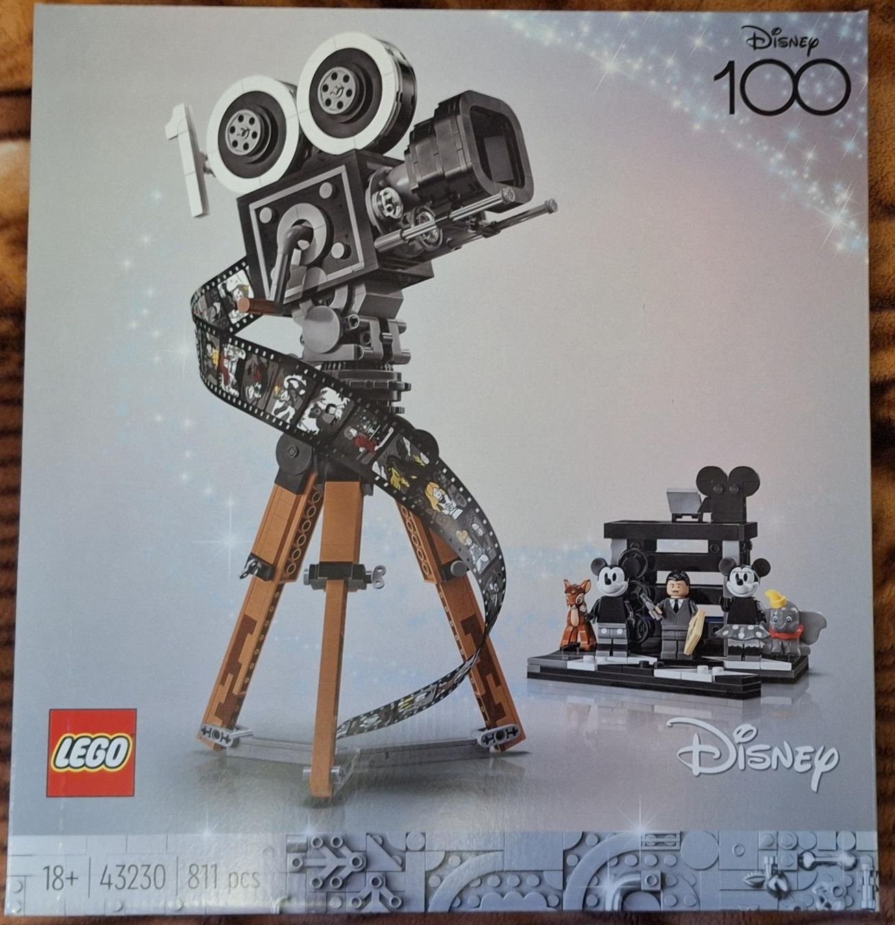 Lego Kit di costruzioni: LEGO WALT DISNEY TRIBUTE CAMERA 43230 – Nuovo e nell'imballaggio originale da Genève venduto da BrickFanGe