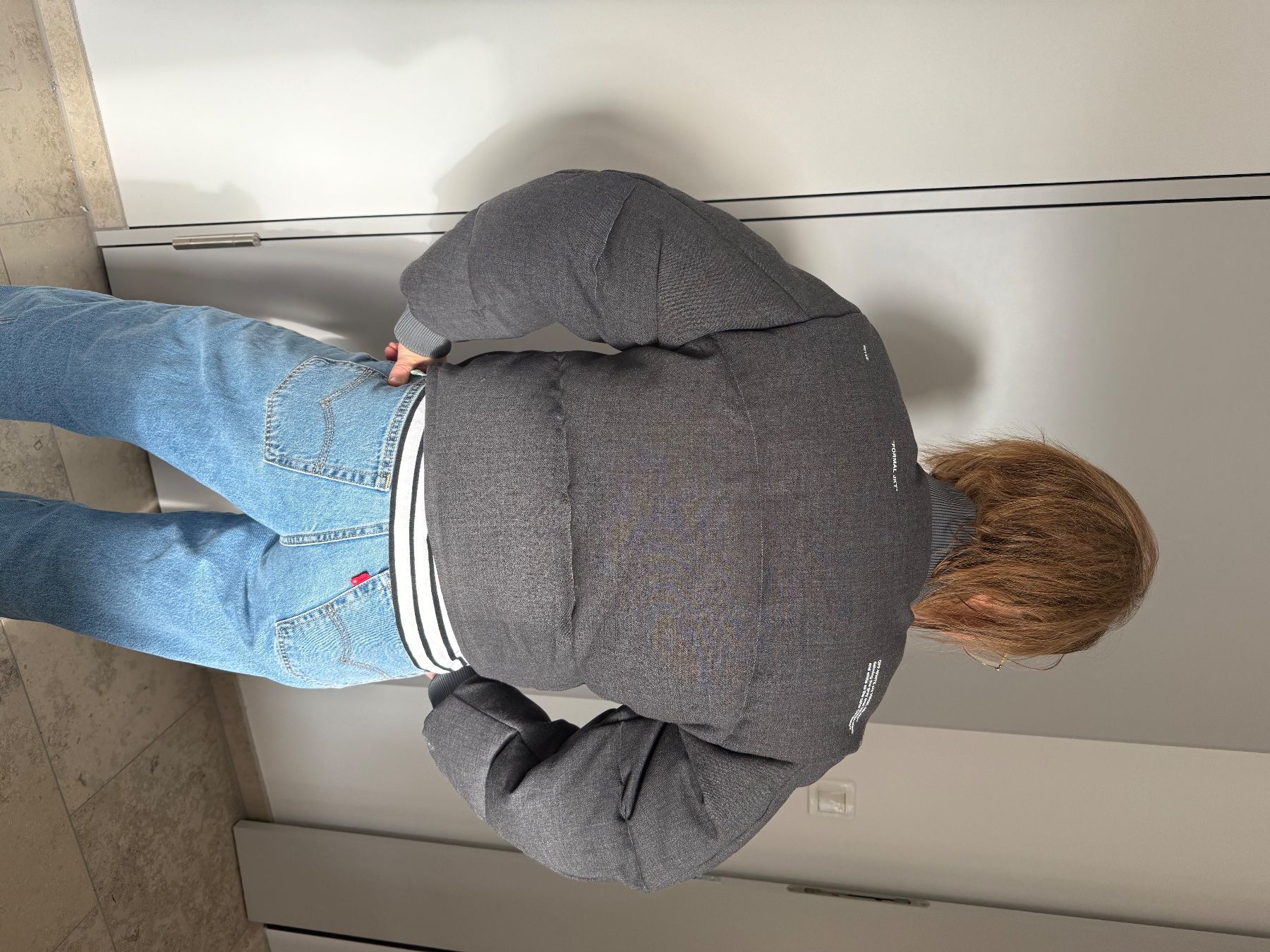 Off-White Vestes: Off-White Oversized Bomber Jacke – D'occasion à Zürich par nik_2qyr 1