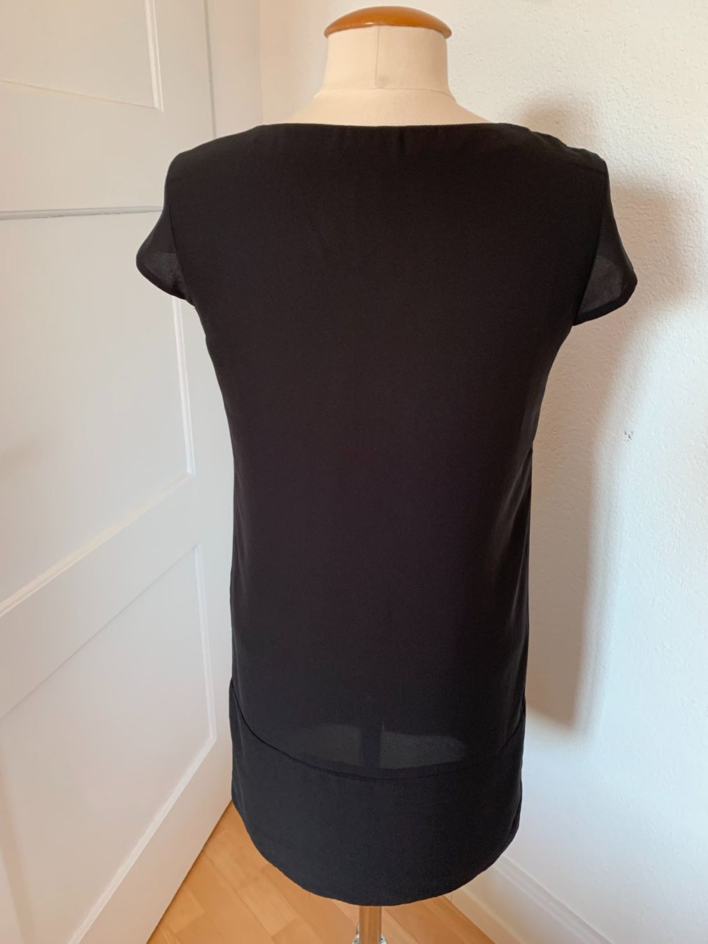 H&M Kleider: H&M Damen Kleid, Gr. 36, Schwarz – Gebraucht aus Worb von farben20zauber 1