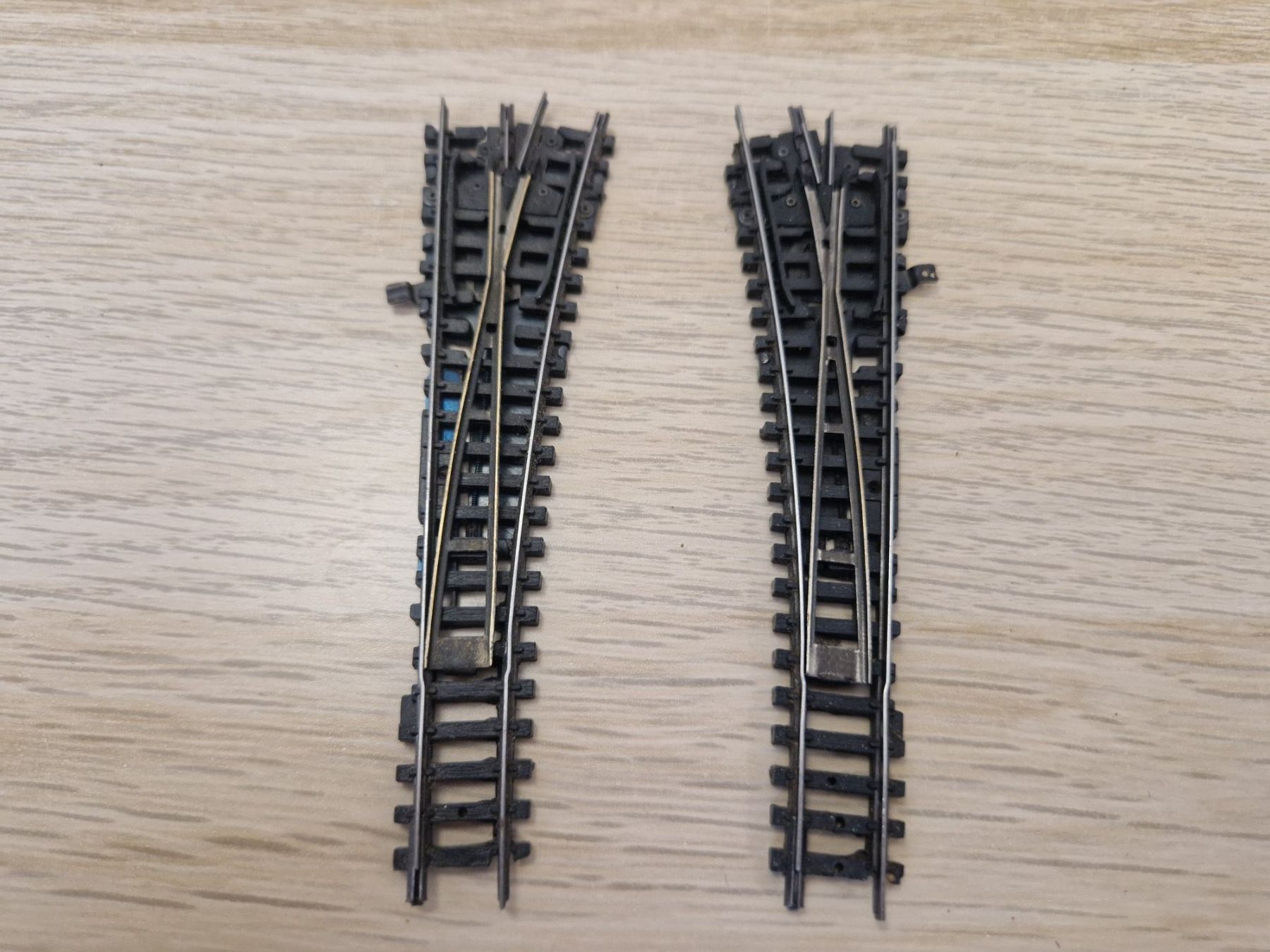 Arnold Modellini di ferrovie: Arnold N 2 x 1740 Weichen (3) – Usato da St-Aubin-Sauges venduto da tantome 1
