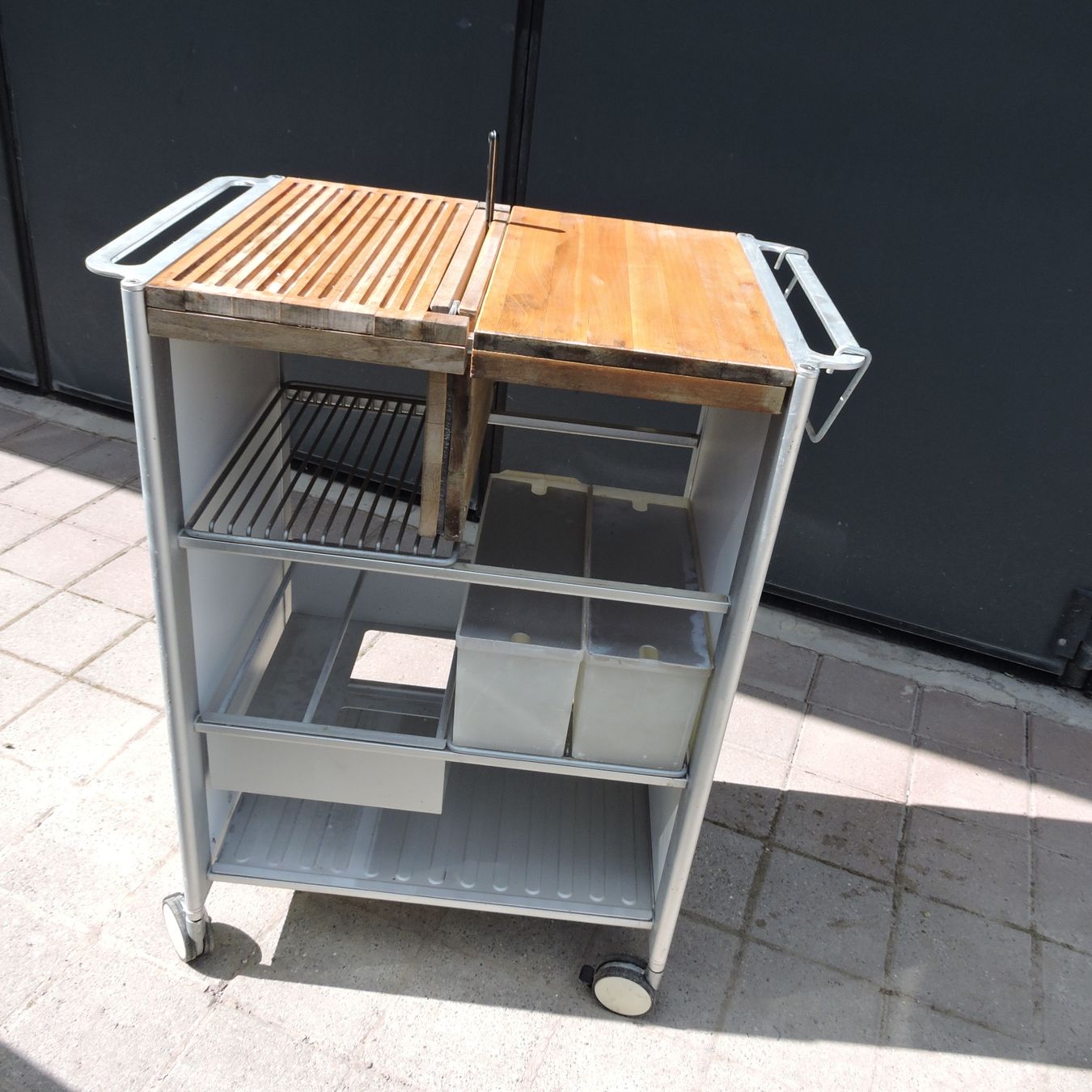 Griglie: Grill Wagen – Usato da Meikirch venduto da rva_q8c7 2