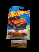 Hot Wheels HW EV 2025 Silverado EV RST 6/10 L