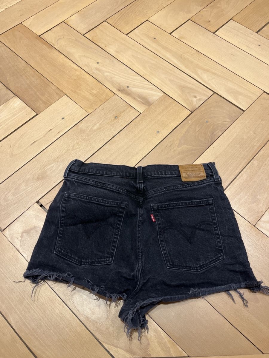 Levi's Jeans: Levis Ribcage Shorts – Gebraucht aus Gams von annikalexandra 1