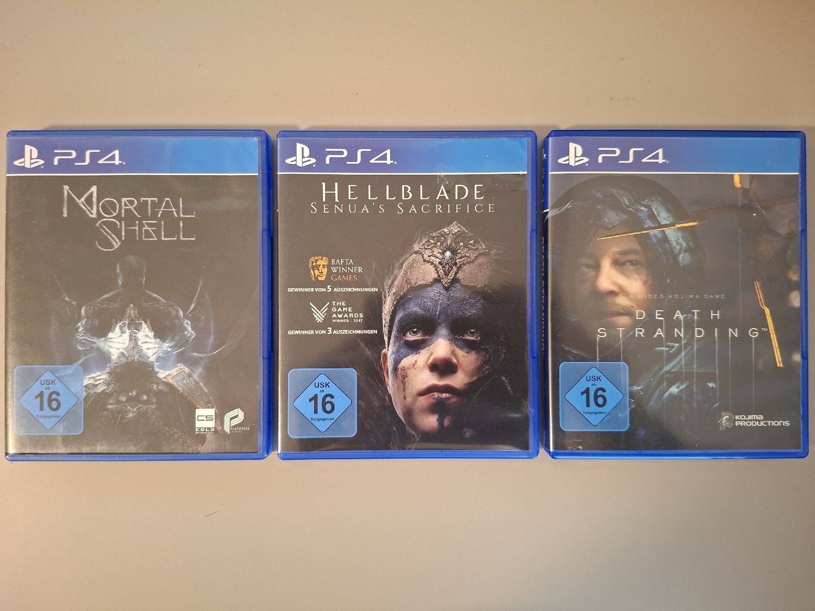 Giochi: 3 PS4 Spiele Mortal Shell Hellblade Death Stranding – Usato da Zweidlen venduto da Sanguiniker