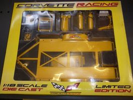 Chevrolet Corvette Trailer-Set 1:18 GMP