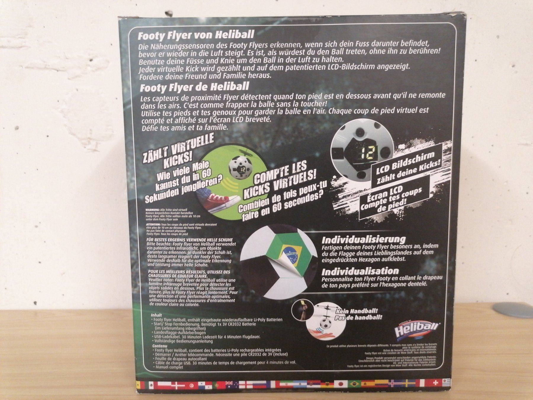 Pezzi di ricambio: Footy Flyer "Zählt virtuelle Kicks" – Nuovo e nell'imballaggio originale da Bäch SZ venduto da Swissy46 2