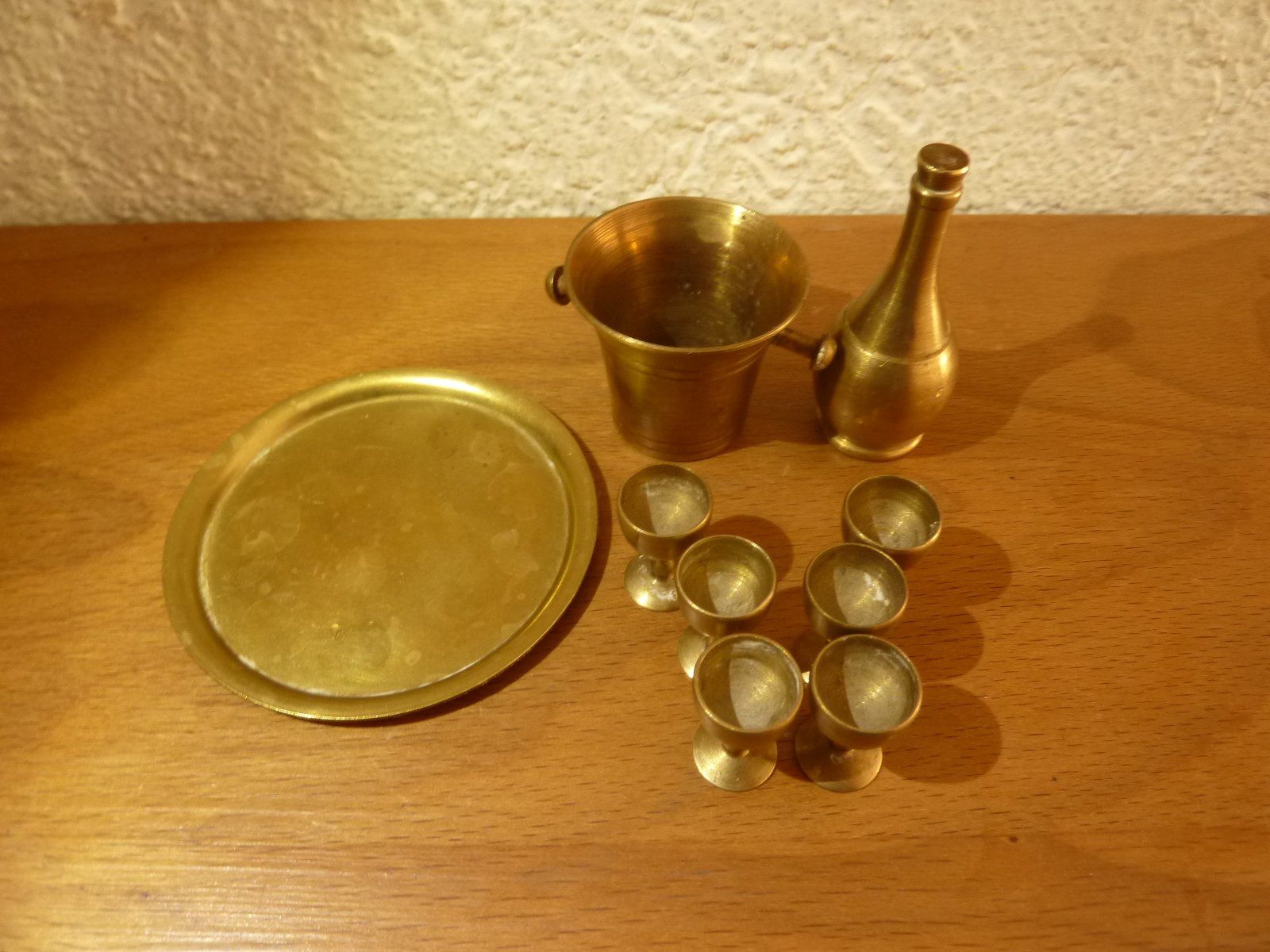 Piatti di portata: Vintage Miniatur Wein Servier Set klein süss Messing – Usato da Hochfelden venduto da swissice 3