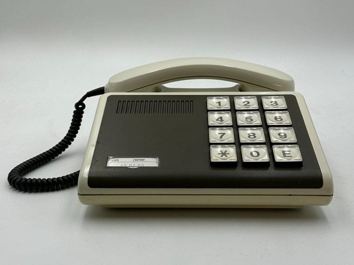 Telefoni: Telefon POST D FeAp 321 SEL Vital 4, grosse Tasten – Usato da Luzern venduto da Lager6640 1