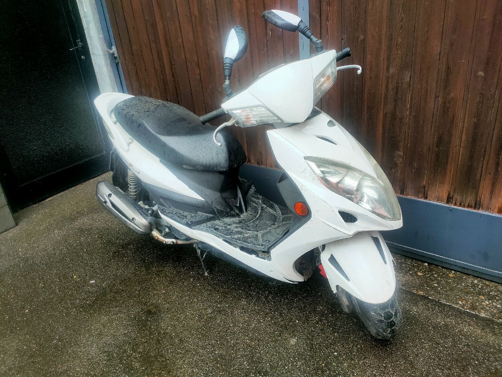 Kymco Scooter: Kymco Movi 125  – Difettoso da Schwellbrunn venduto da ueli.l95 5
