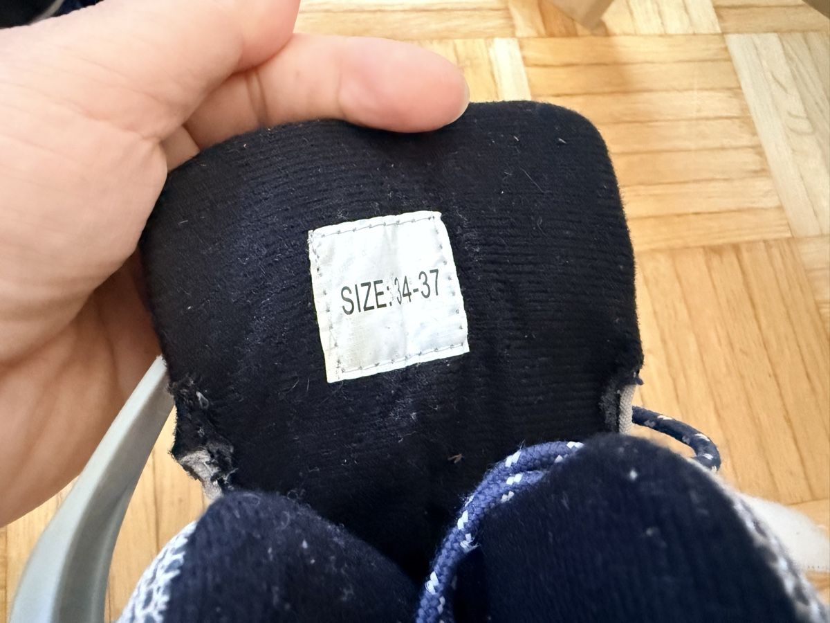 Inline-Skating & Rollschuhe: Rollers enfant taille 34 à 37 – Gebraucht aus Lausanne von fynou 1