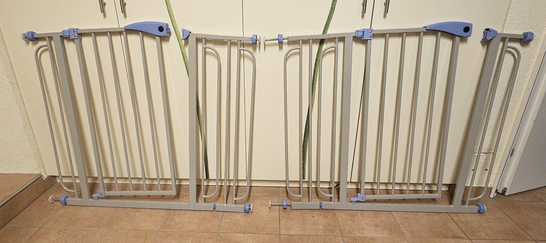 Tutto per la sicurezza: Tür- und Treppenschutzgitter – Usato da Illnau venduto da Oberillnau 1