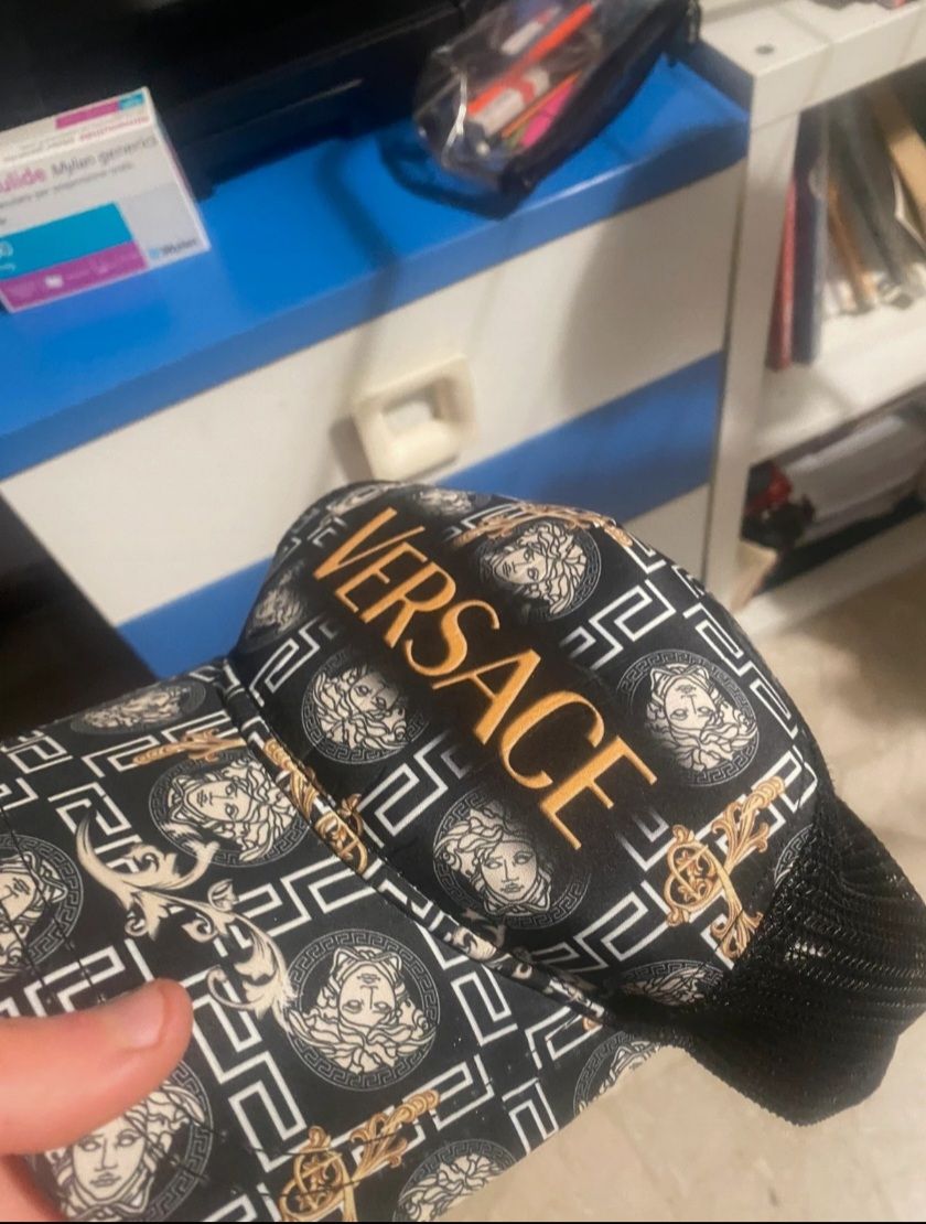 Copricapi, berretti & cappellini: Casquette Versace Vintage – Usato da Troistorrents venduto da ami_mzq5