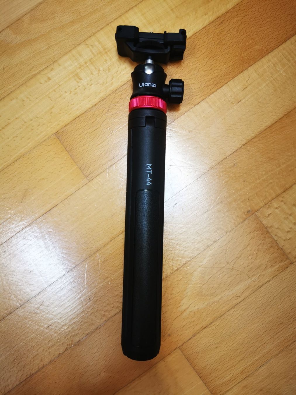 Ulanzi Staffe: Ulanzi Tripod/Selfie Stick MT-44BK – Nuovo (secondo la descrizione) da Winterthur venduto da Gian_Marco 2