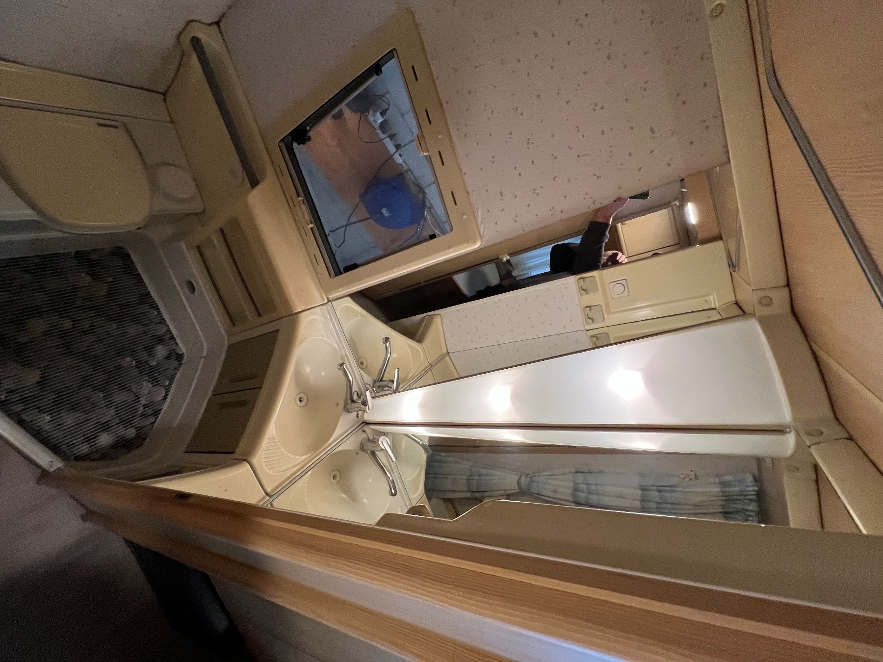 Fiat Veicoli da campeggio: Fiat Ducato 1,9 TD – Usato da Zürich venduto da sch_vn6b 7
