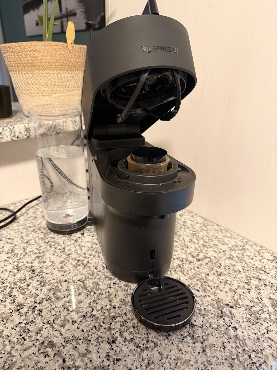 Nespresso Macchine per caffè & Macchine per espresso: Nespresso Vertuo Pop – Usato da Thun venduto da CH_Rooster 3