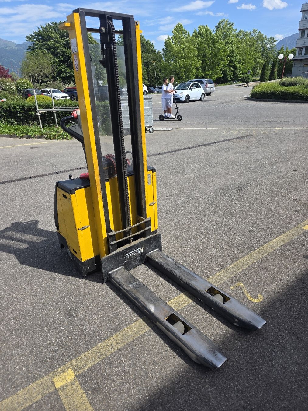 Ameise Gabelstapler & Hubwagen: Elektrischer Hubstapler 2.9m Hub – Gebraucht aus Uznach von songoku759 2