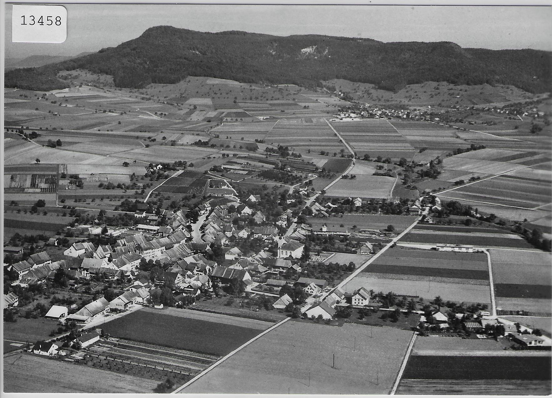 Cartoline postali: Flugaufnahme Gächlingen SH – Antico da Ettingen venduto da Kartenplanet